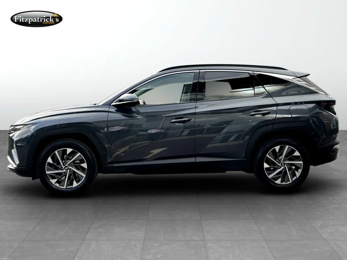 Hyundai Tucson Executive Plus 1.6 Diesel - Image 3
