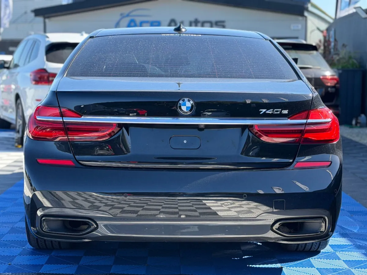 BMW 7-Series 740E M-SPORT PREMIUM - 2.0L PETROL HY - Image 4