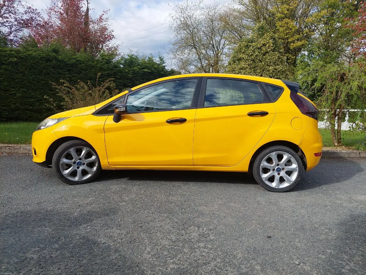 Ford Fiesta 2009 - Image 1