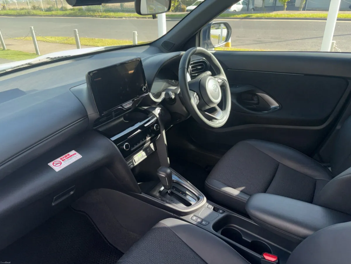 Toyota Yaris Cross Hybrid Automatic 2Tone - Image 3