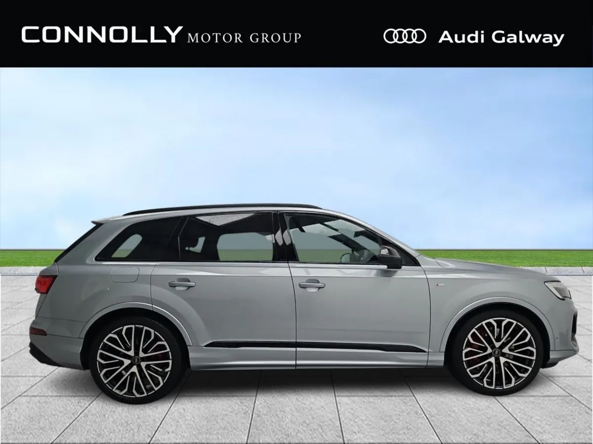 Audi Q7 TFSIe COMPETITION QUATTRO 480 HP A/T - Image 4