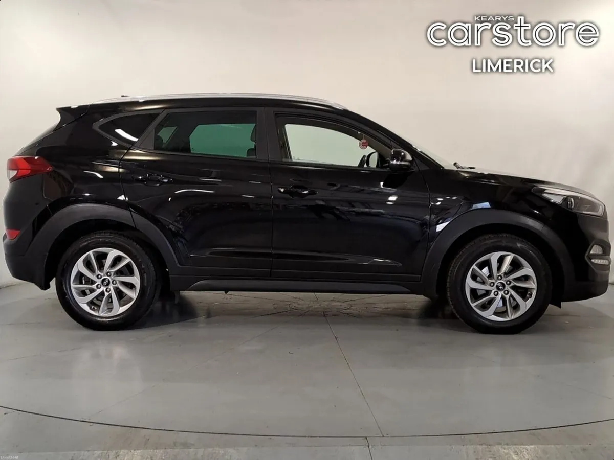 Hyundai Tucson 1.7 D Executive 2WD DCT - Image 2