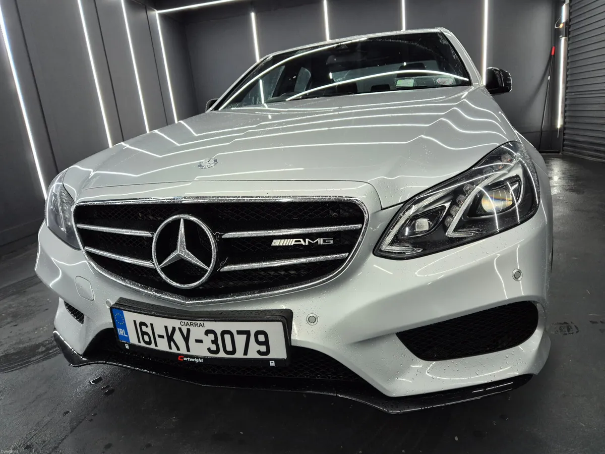 Mercedes-Benz AMG sport E-Class - Image 3