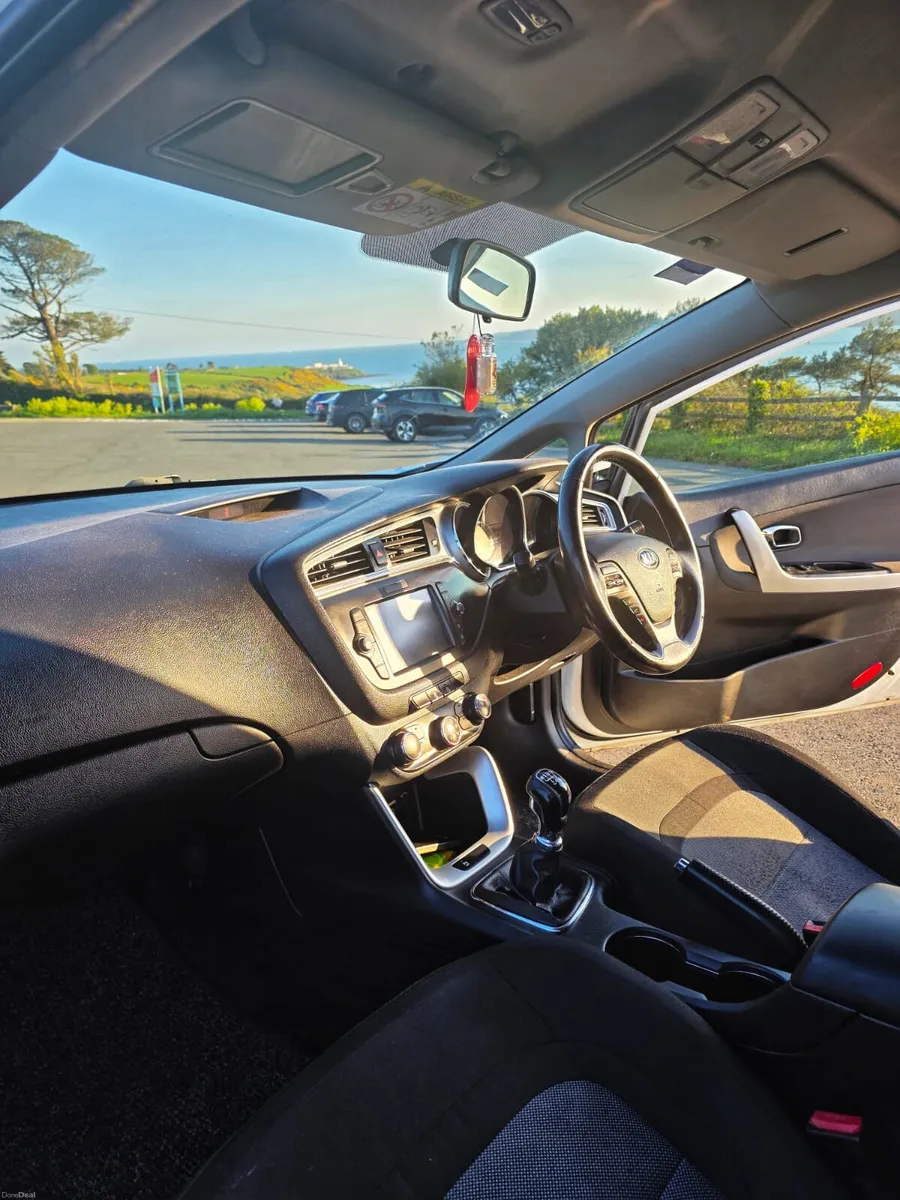 Kia Ceed - Image 2