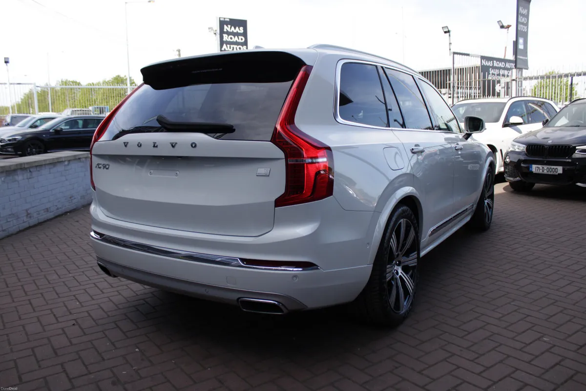 2021 VOLVO XC90 T8 AWD INSCRIPTION RECHARGE 5DR - Image 4