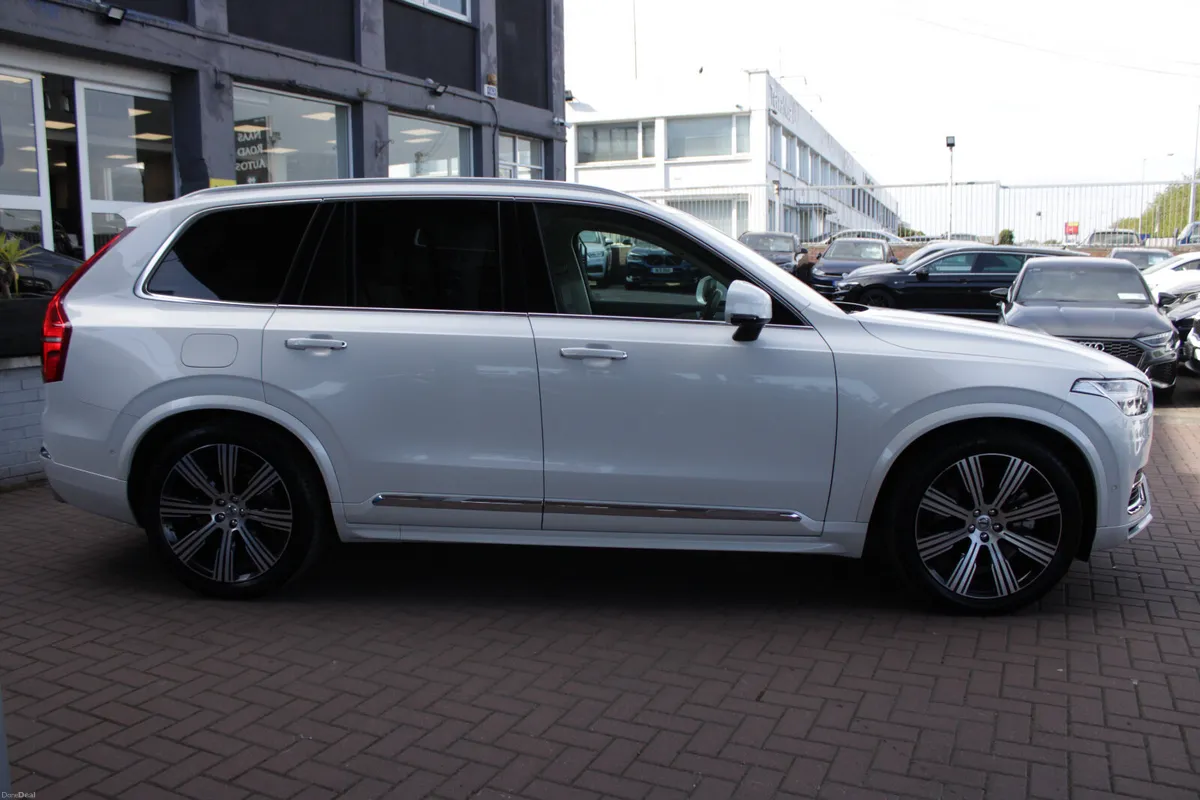 2021 VOLVO XC90 T8 AWD INSCRIPTION RECHARGE 5DR - Image 3