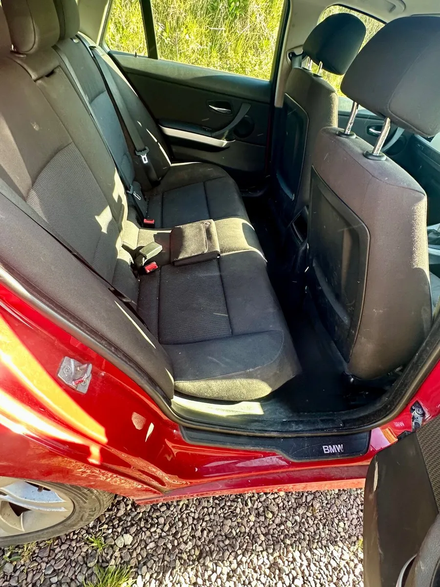 BMW 3-Series 2009 Estate - Image 3