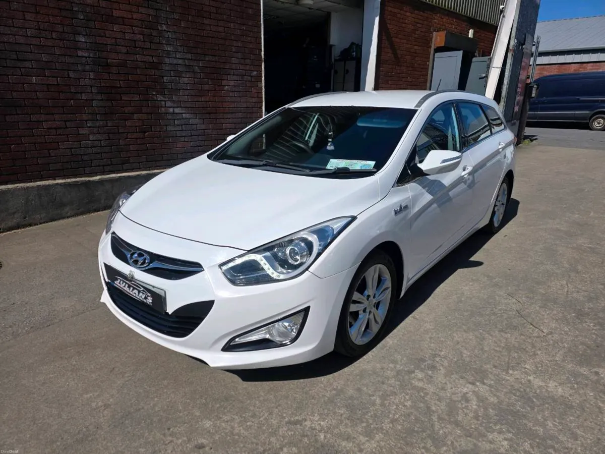 Hyundai I40 2013 1.7D NCT 02/27 - Image 3