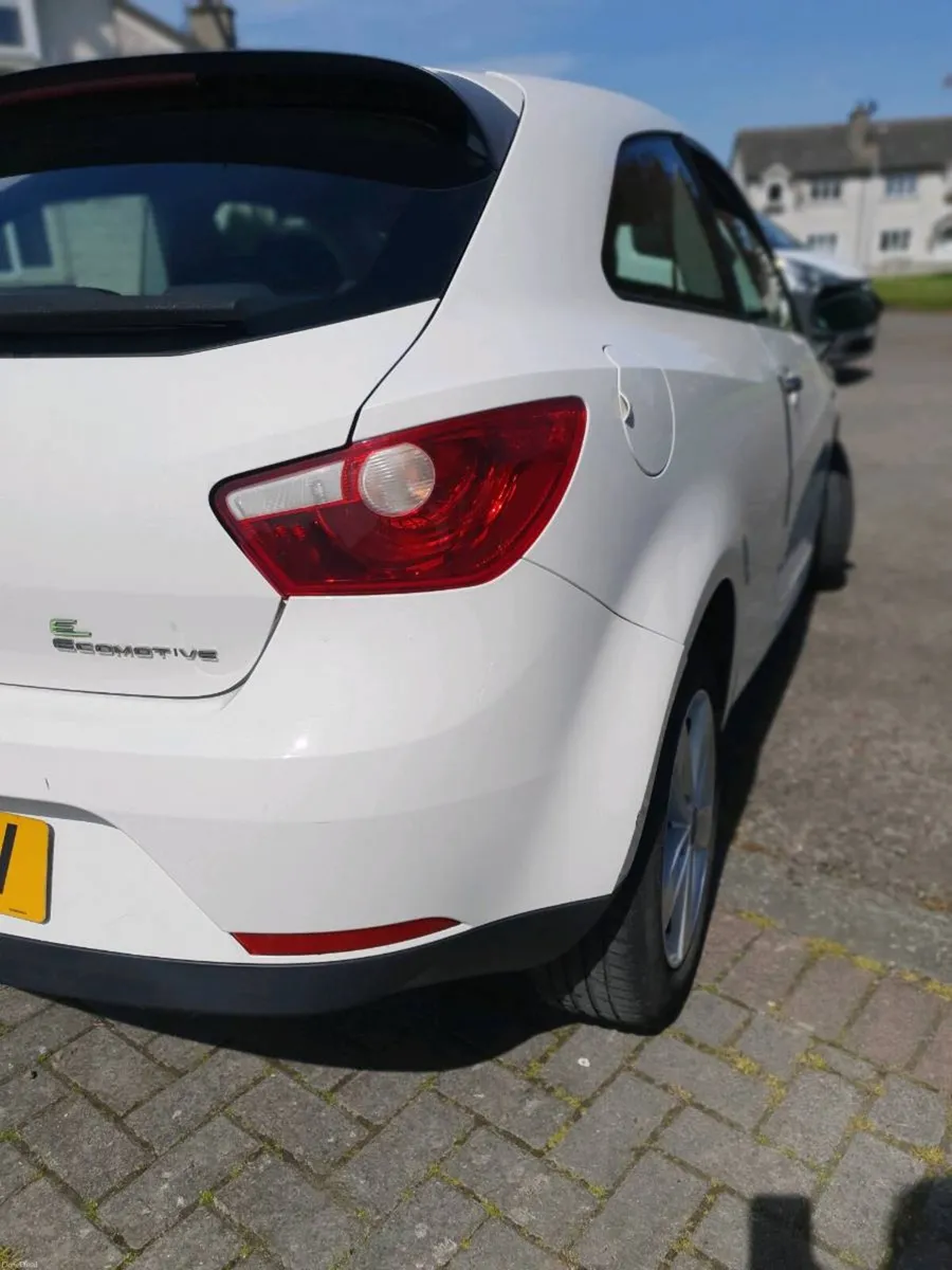 SEAT IBIZA 2010 - Image 5