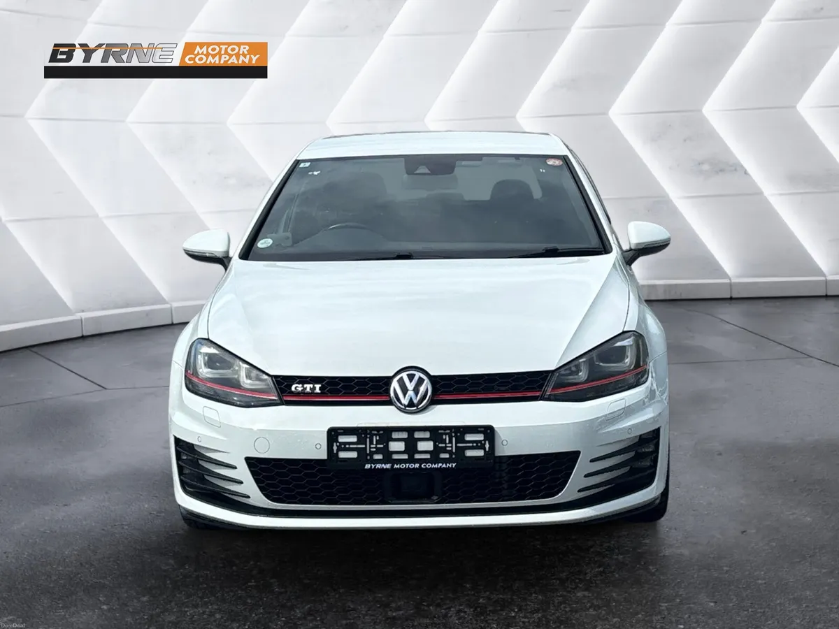 VOLKSWAGEN GOLF 2.0 GTI AUTO 2016 - Image 2
