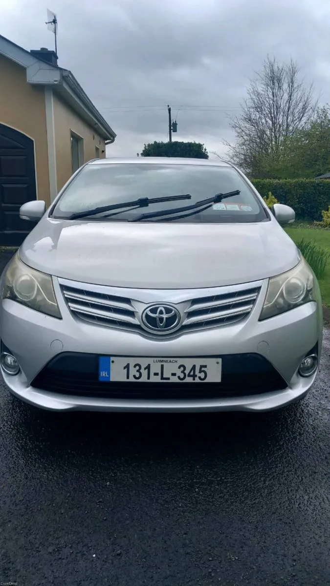 Toyota Avensis 2013 - Image 1