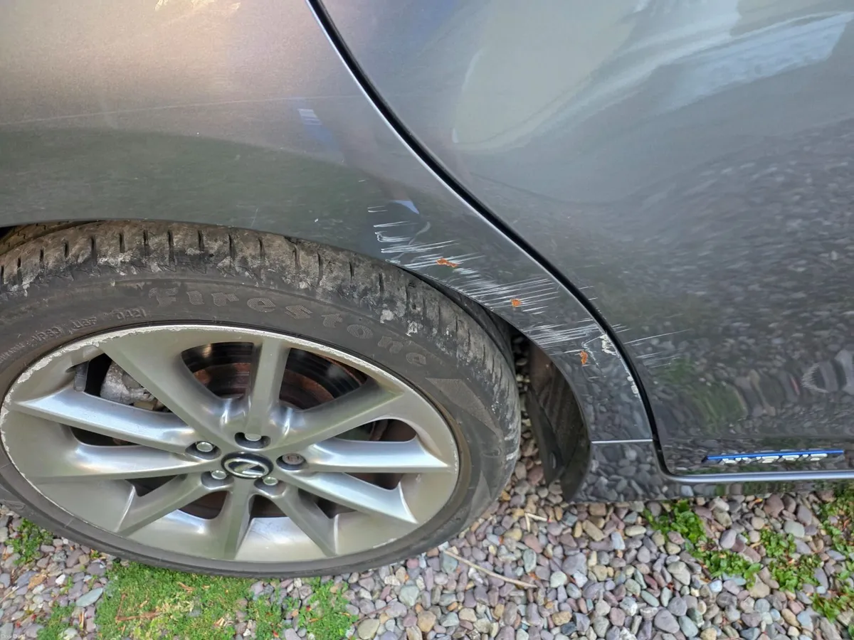 Lexus CT 2014 - Image 2