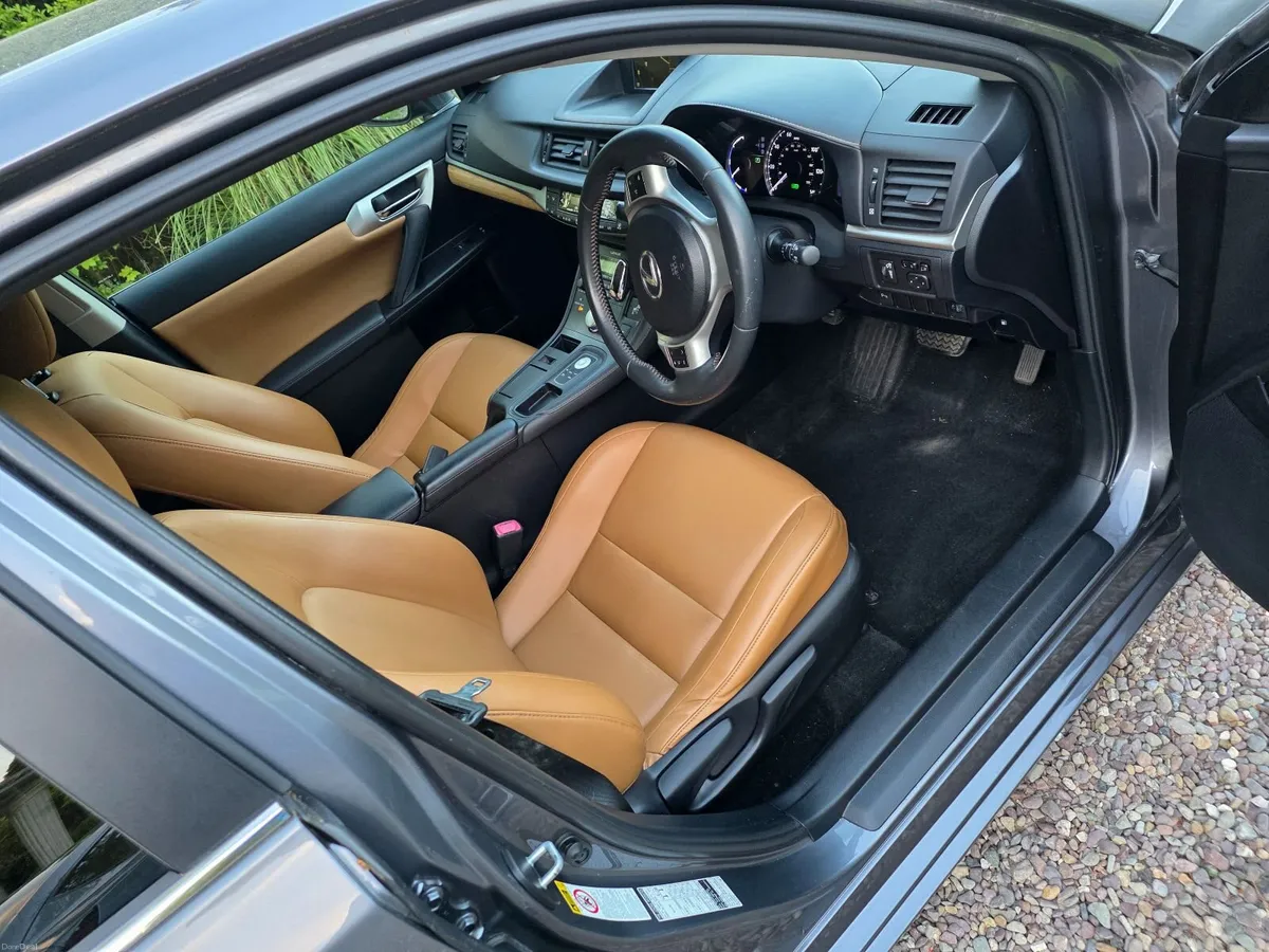 Lexus CT 2014 - Image 3