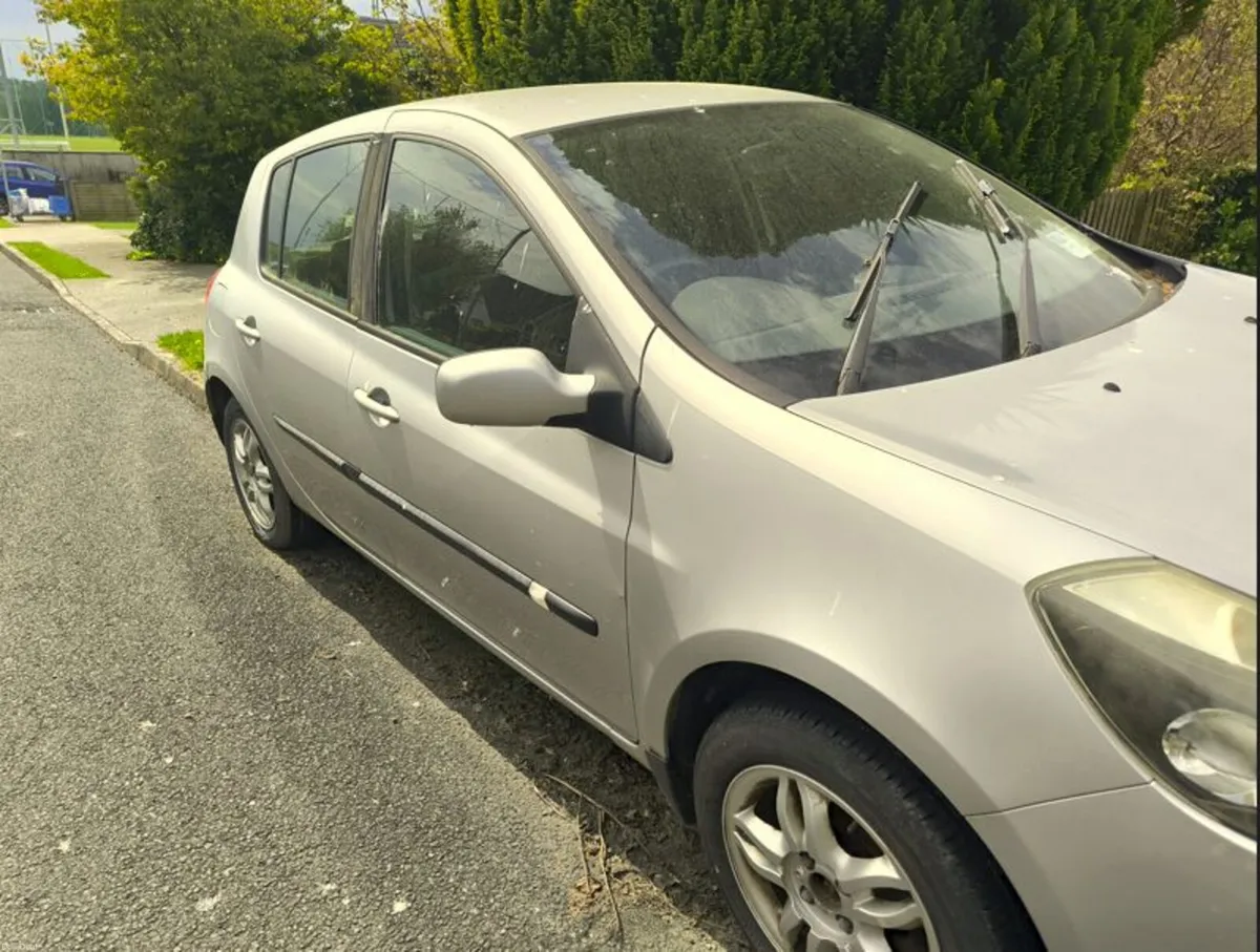 Renault Clio 2006 - Image 1