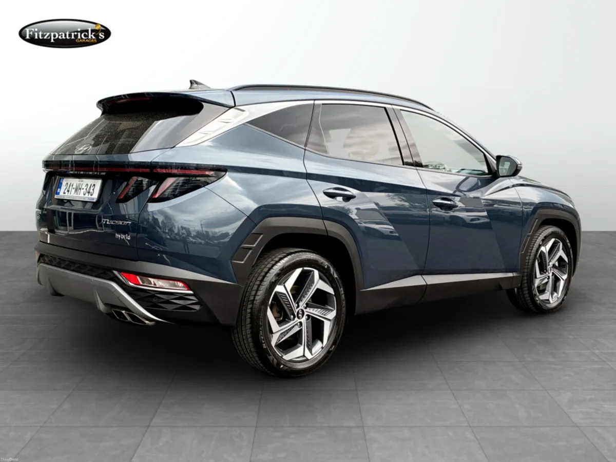 Hyundai Tucson Executive Plus 1.6 Hybrid - Image 3
