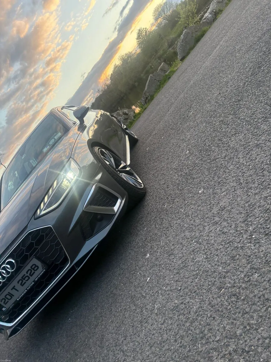 Audi A4 s line - Image 2