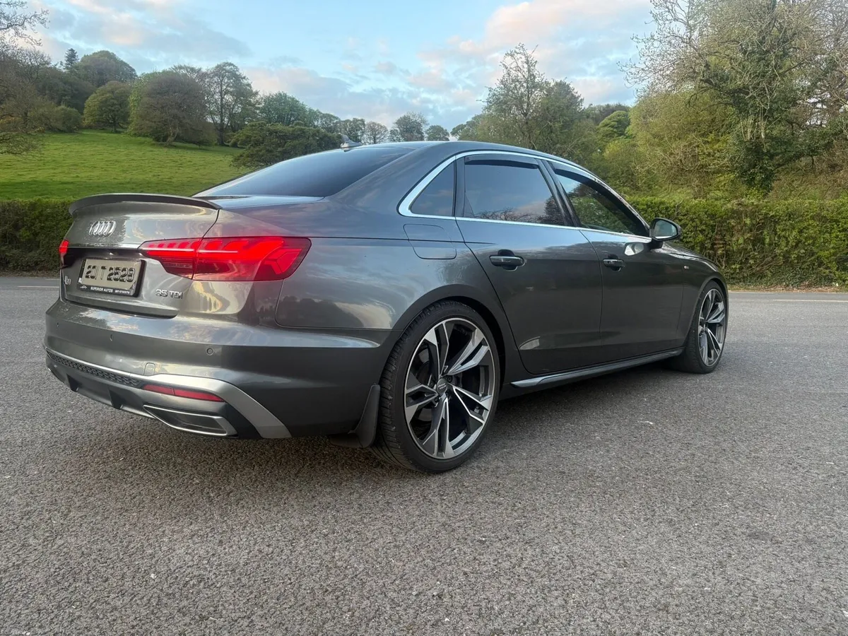 Audi A4 s line - Image 4