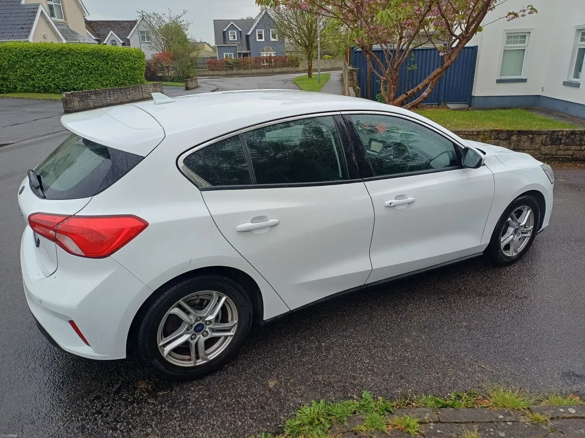 Ford Focus 2018 - Image 3