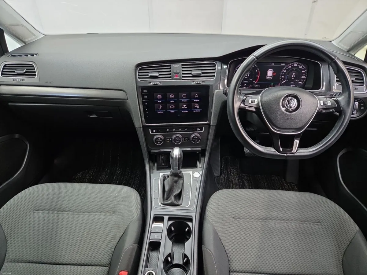 Volkswagen Golf 1.2 TSI COMFORTLINE DSG - Image 4
