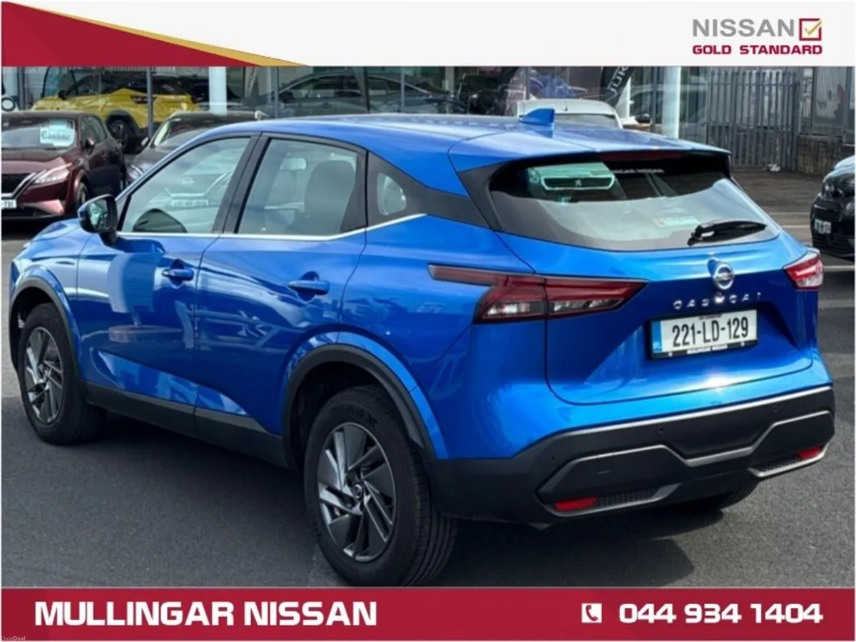 Nissan Qashqai 1.3SV M/Hybrid Petrol - Check out o - Image 3