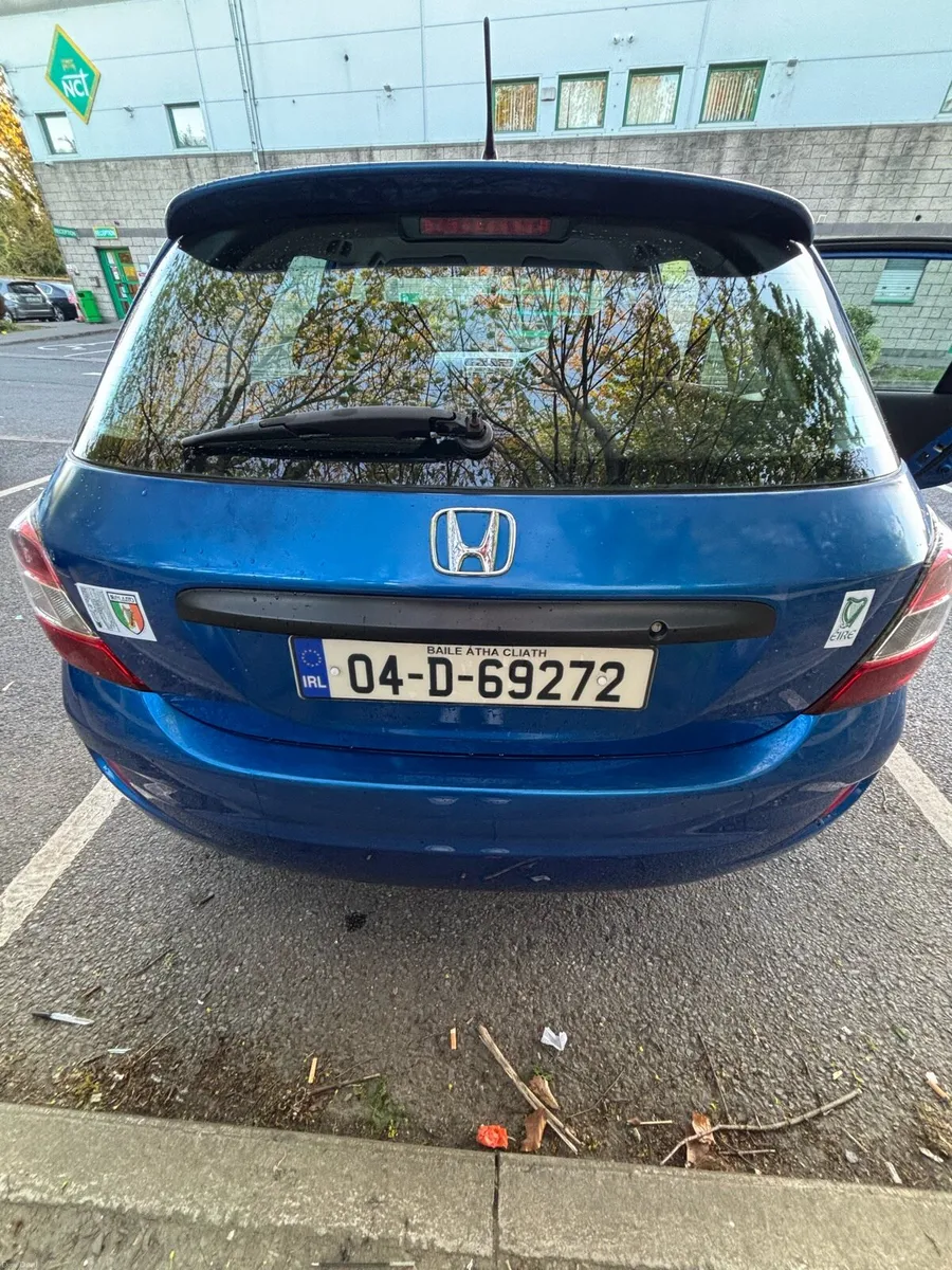 Honda civic - Image 4