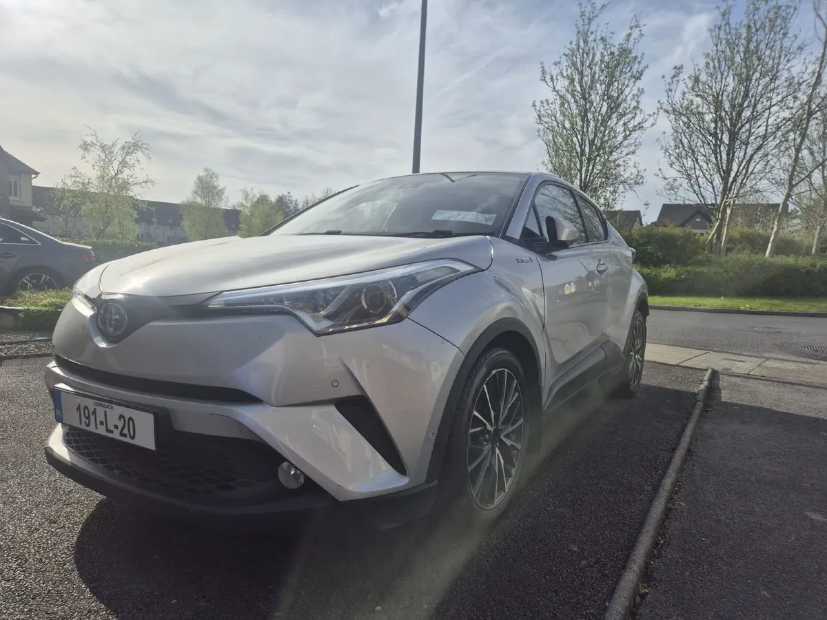 Toyota C-HR 2019 - Image 2