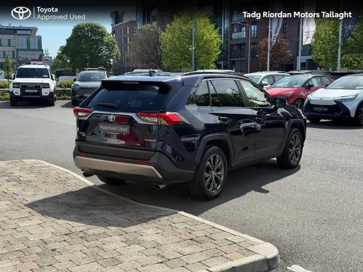 Toyota RAV4 RAV4 HYBRID SOL - Image 2