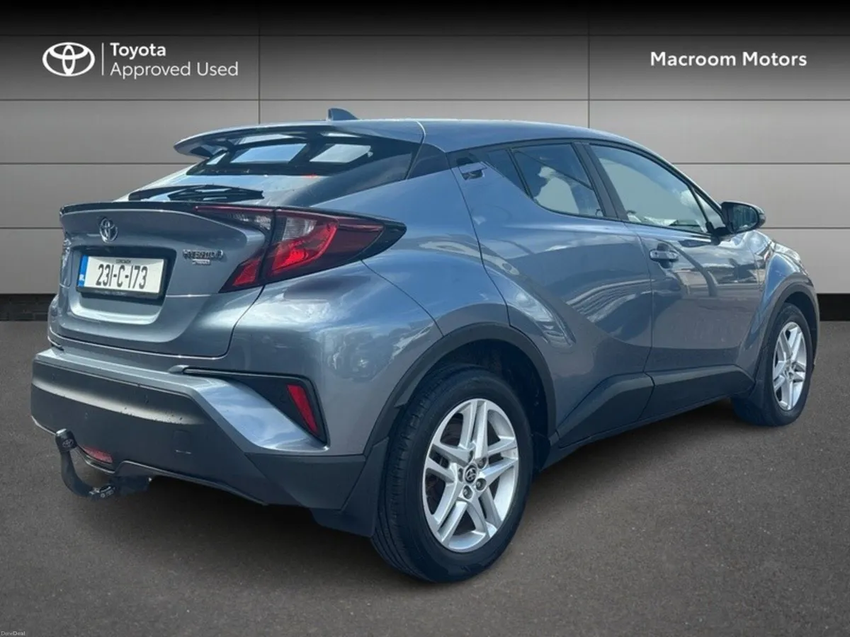 Toyota C-HR USED CAR SALE!! HYBRID LUNA 4DR AUTO - Image 2