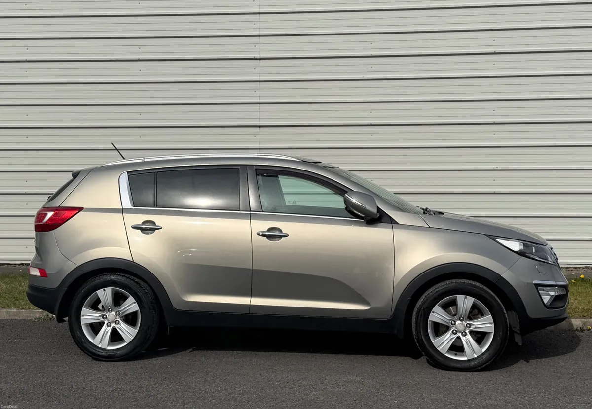 Kia Sportage *NewNCT *Sunroof - Image 2
