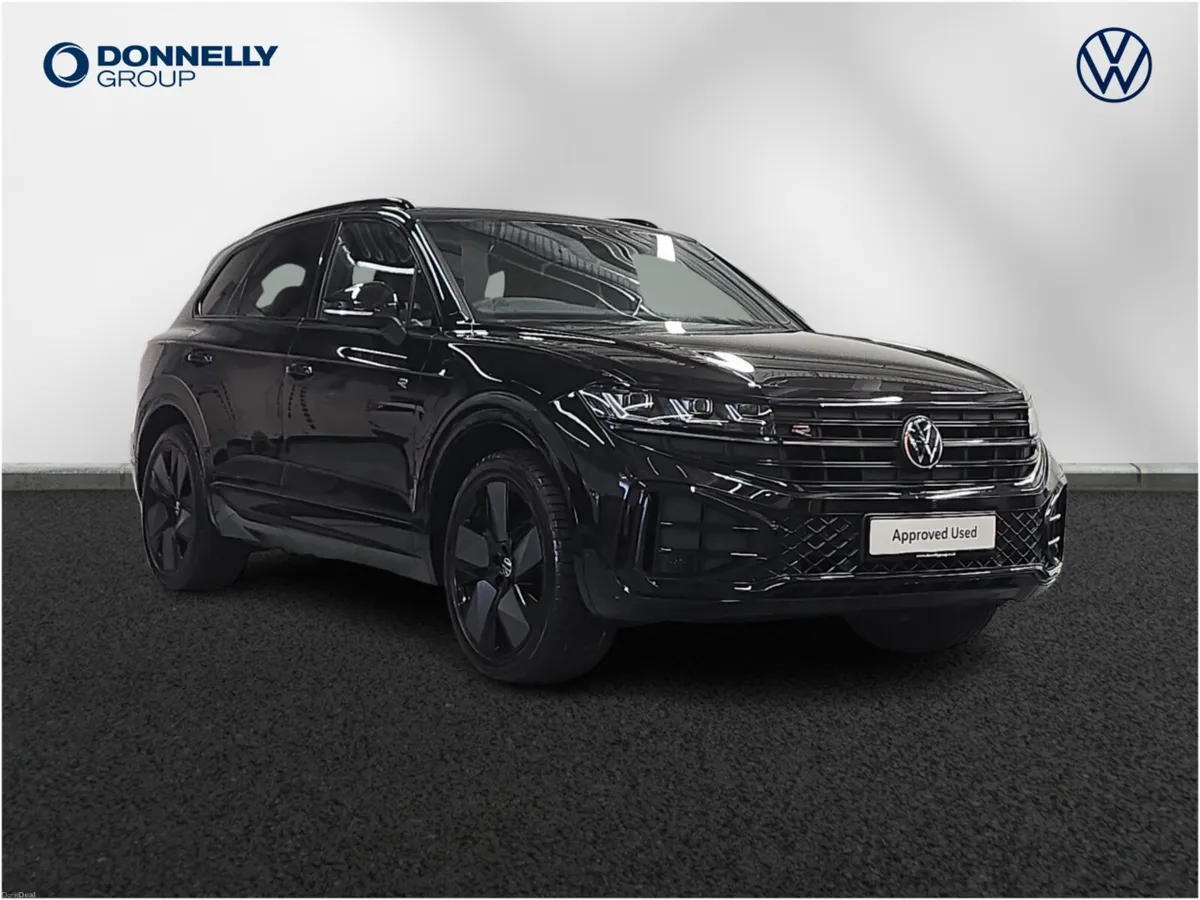 Volkswagen Touareg Diesel Estate Black Edition - Image 1