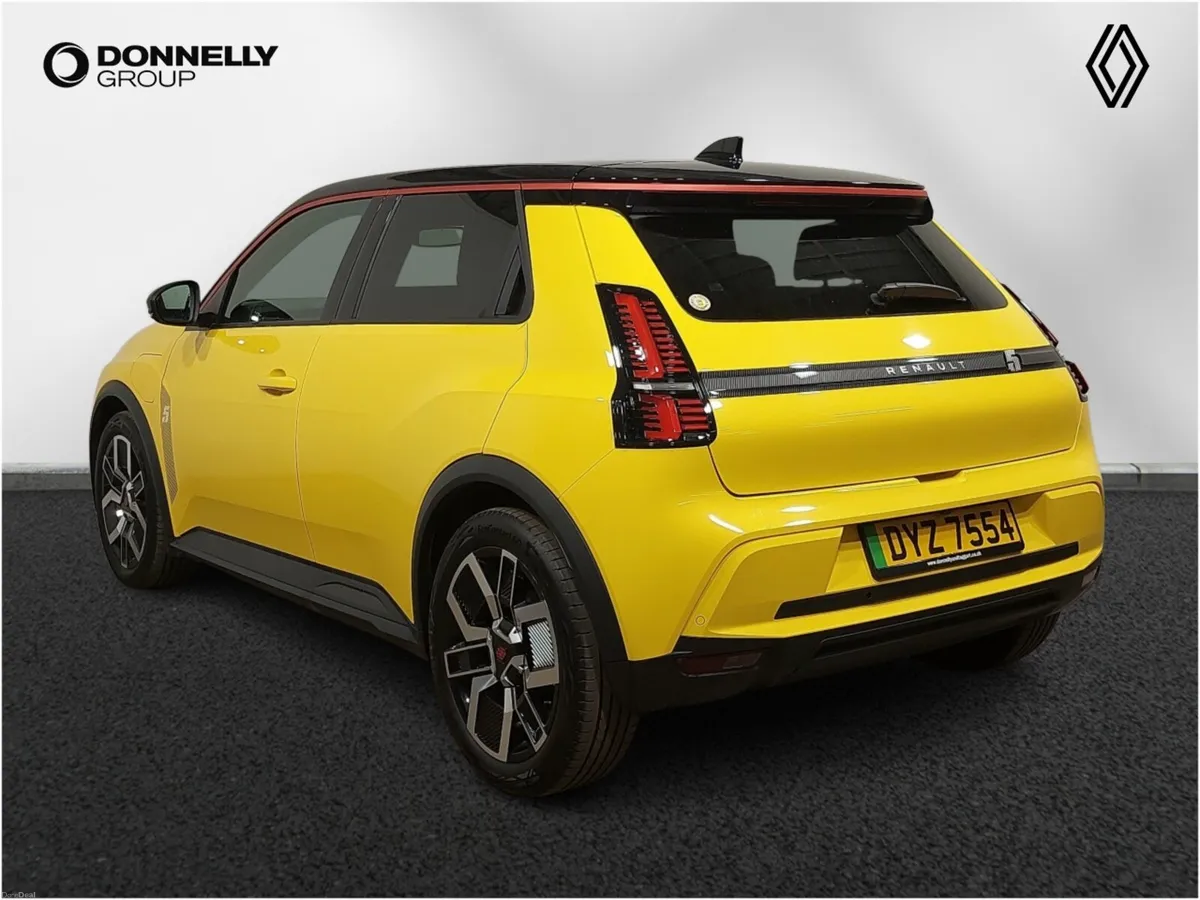 Renault 5 E-Tech Hatchback Techno - Image 2