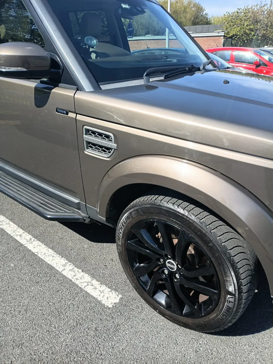 Landrover discovery 5 seat buisness crew cab - Image 4