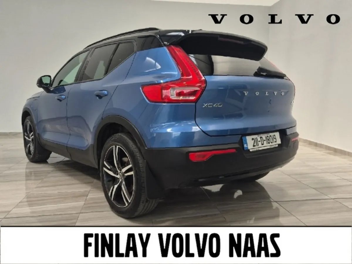 Volvo XC40 T5 PHEV (262hp) R-Design DCT - Image 3