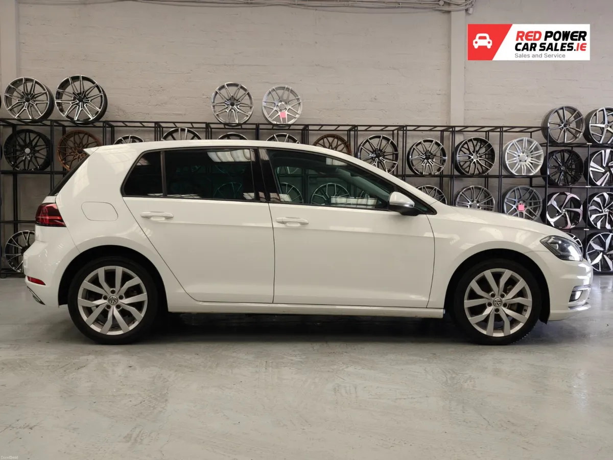 2017 VOLKSWAGEN GOLF FACELIFT AUTO - Image 4