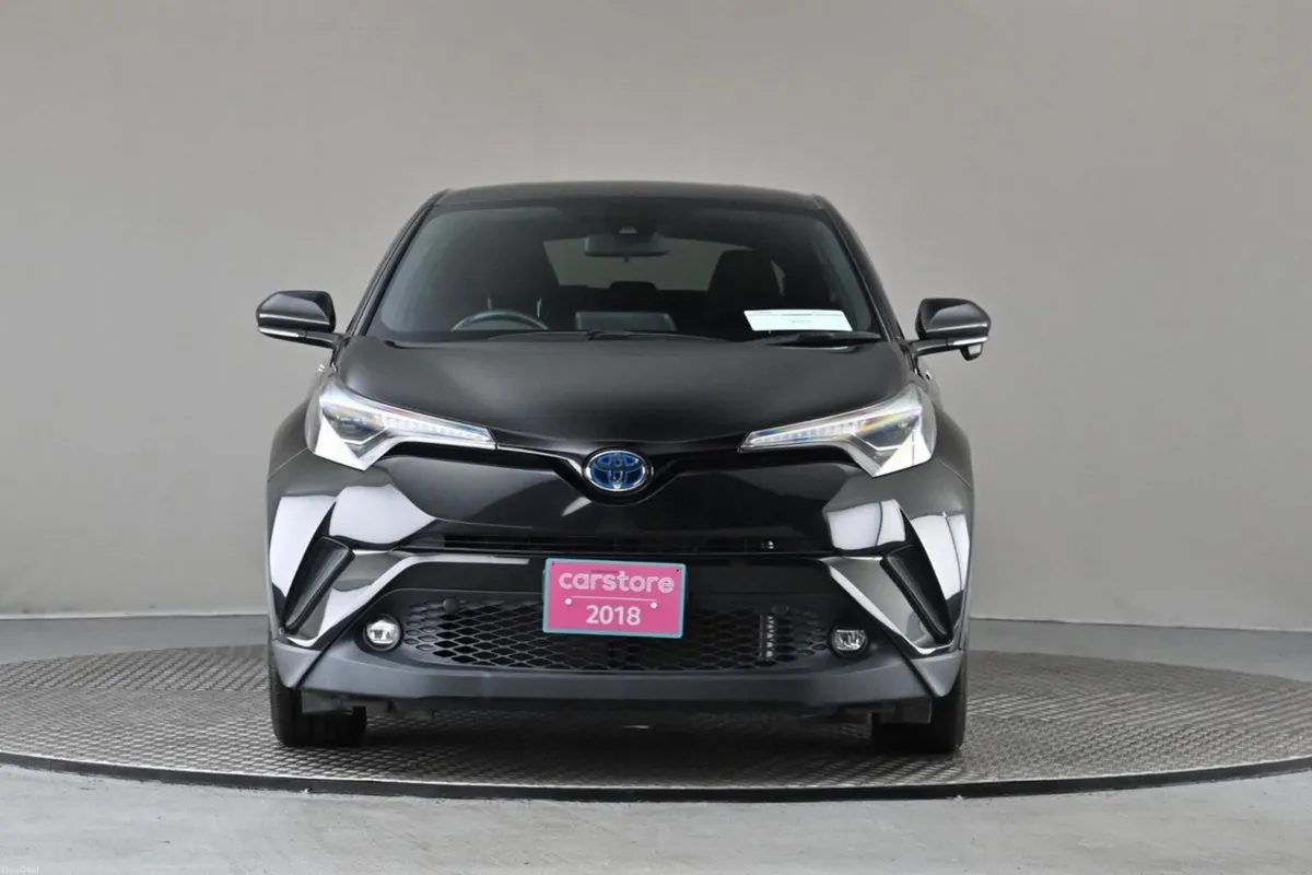 Toyota C-HR 1.8 HYBRID **REVERSE CAM**PRIVACY GLAS - Image 2