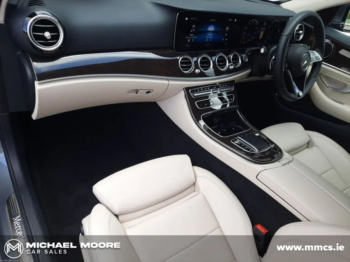 Mercedes-Benz E-Class E 220 D A/T Avantgarde - Image 4