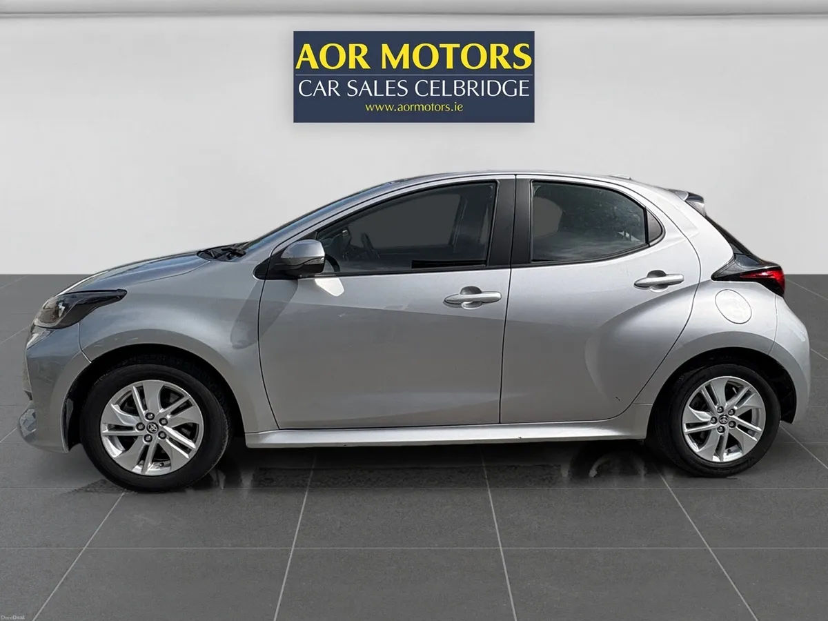 Toyota Yaris 2023 - Image 4