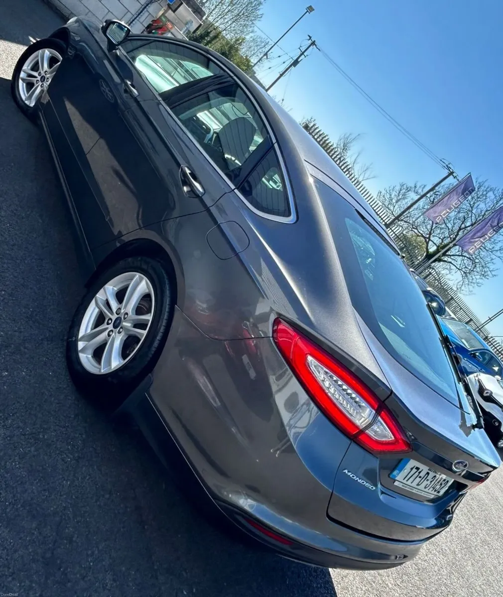 Ford Mondeo 2017 - Image 2