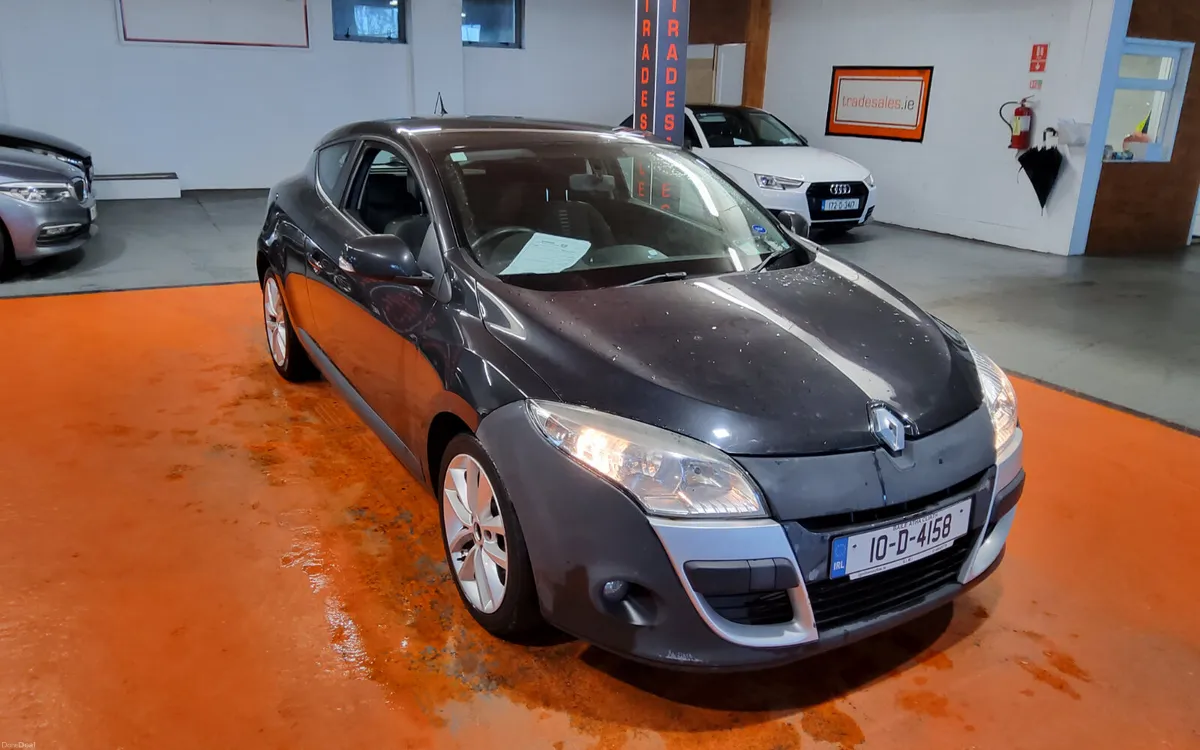 Renault Megane 2010 - Image 1