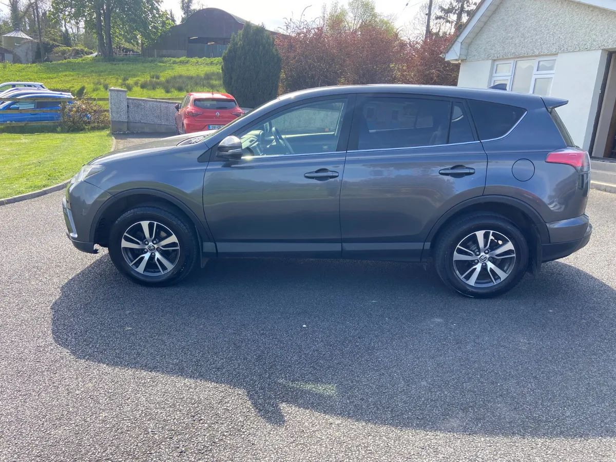 Toyota RAV4 2016 2.0td - Image 4
