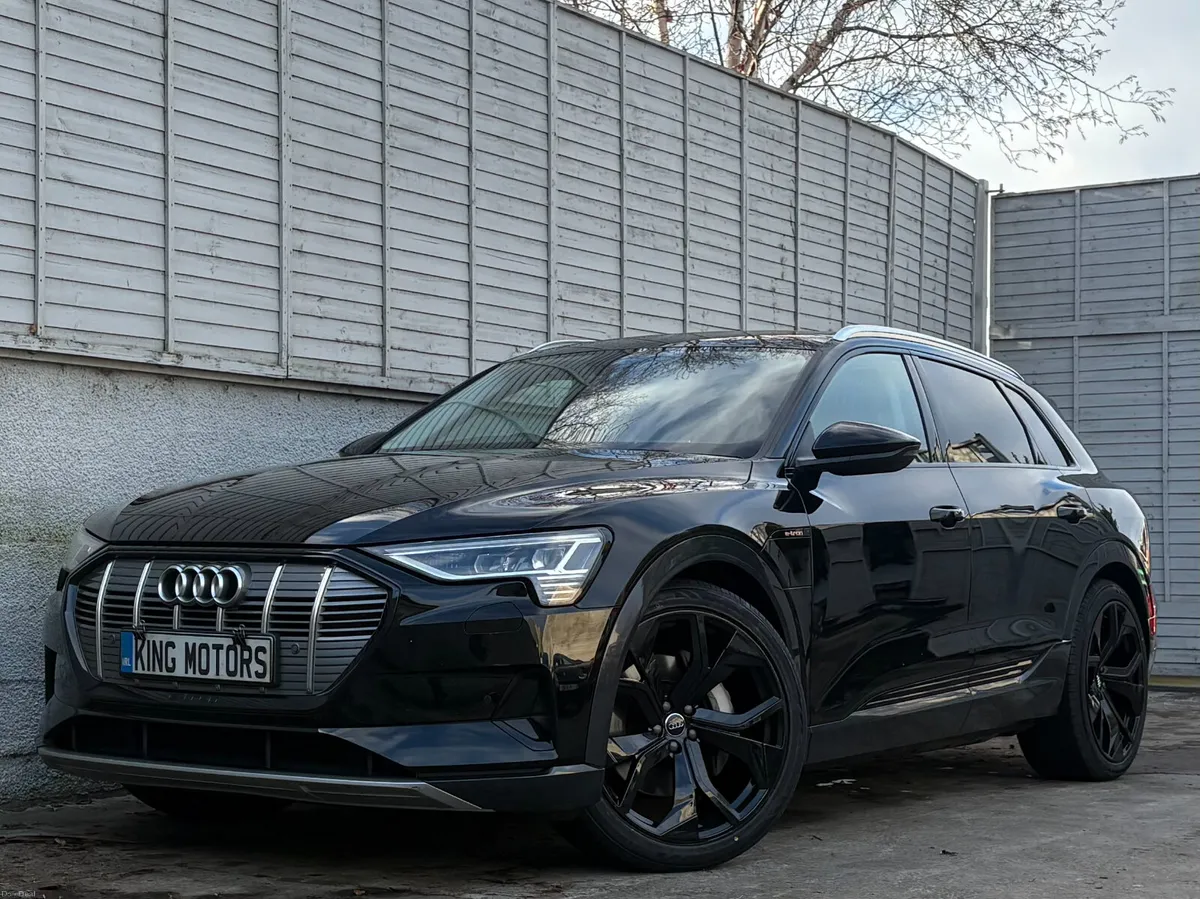 Audi e-tron 2021 TECHNIK 50 QUATTRO / 22" ALLOYS - Image 4