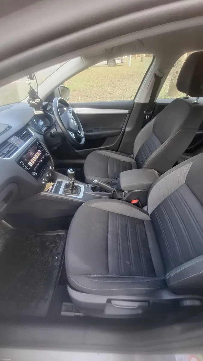 2018 Octavia 1.6Tdi 2yr NCT - Image 4