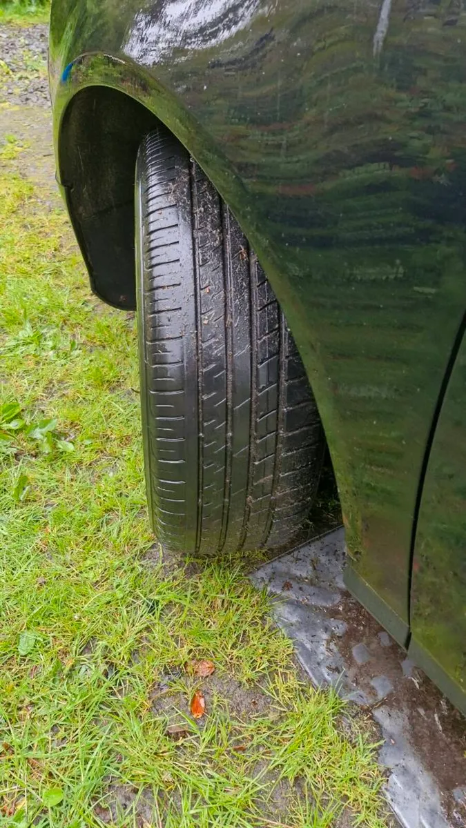 VW Passat Estate - Image 4