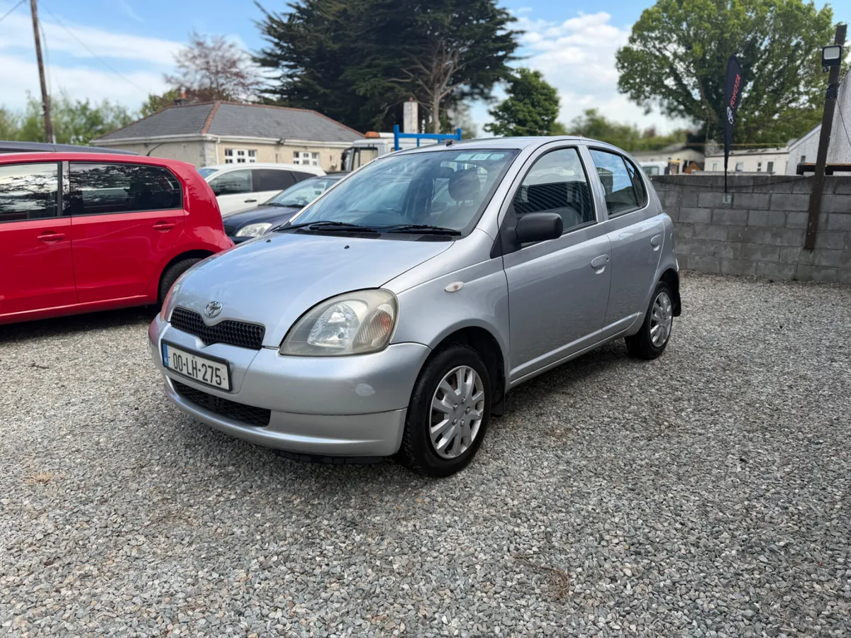 Toyota Yaris 2000 - Image 3