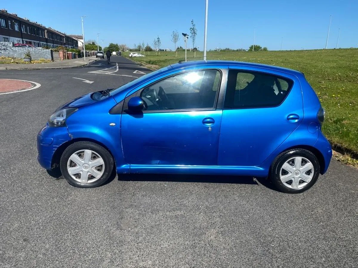 2010 Toyota Aygo Automatic Nct 08/26 - Image 2