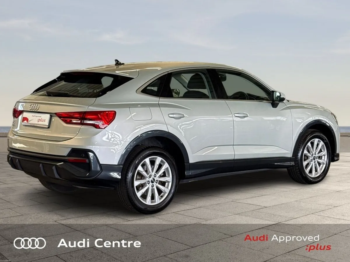 Audi Q3 45 TFSI E S Tronic SE - Image 4
