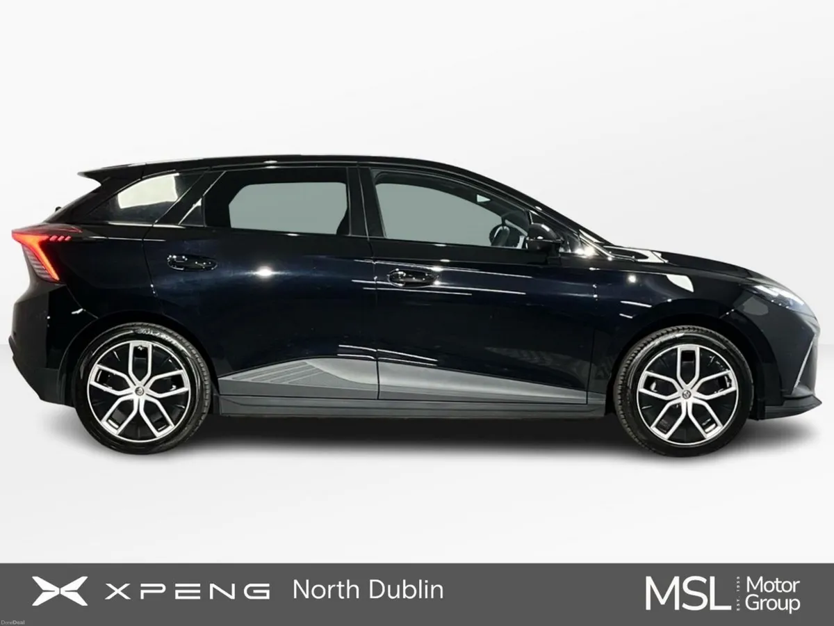 MG MG4 Trophy EV 64kWh 203BHP - Reversing Camera - - Image 5