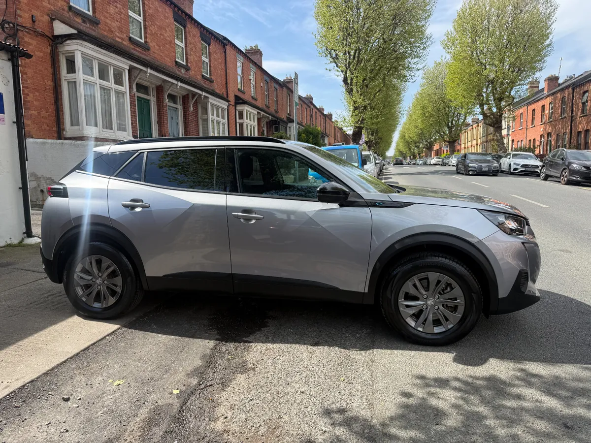 Peugeot 2008 2023 - Image 4