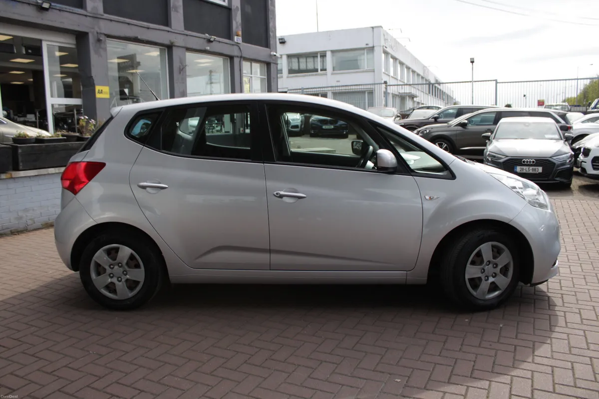 2017 KIA VENGA 1.4 MPV - Image 3