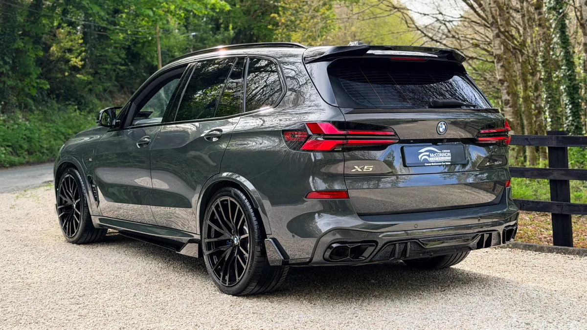 2023 (232)  BMW X5 50E MSPORT LCI 490BHP - Image 2
